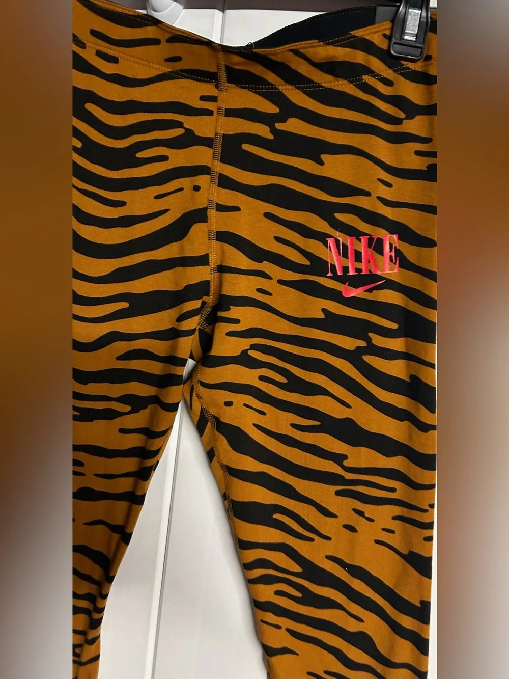 Nike Brown and Black Tiger-Print Women’s Leggings with Pink Logo
